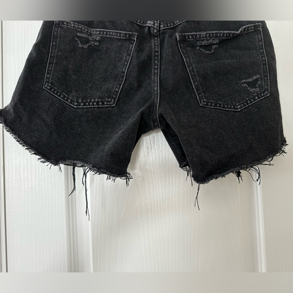 We The Free Black Jean Short - Picture 13 of 13